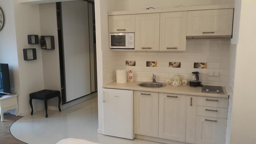 Piekna Apartments White Ломжа Экстерьер фото